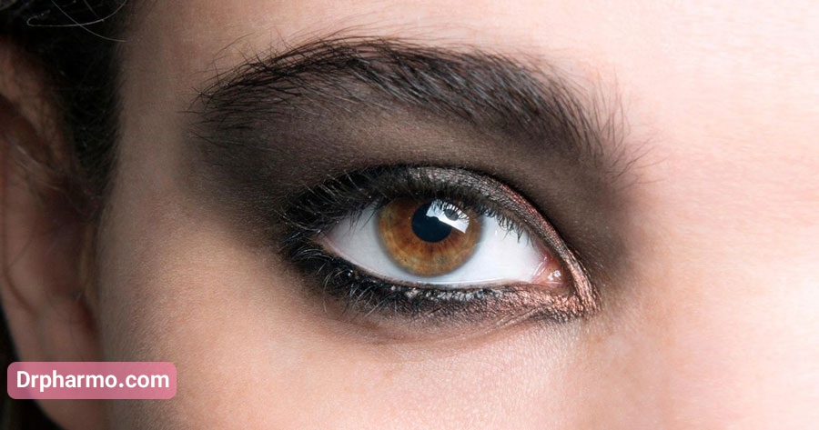 برای آرایش چشم دودی حرفه ای به چه چیزهایی نیاز دارید:
